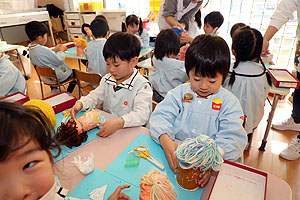 作品展の制作活動　　さくら・ひまわり