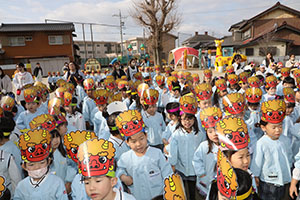 節分　みんなで豆まきをしました　全園児　　NO．1