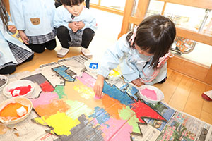 作品展かんばんの制作活動　　たんぽぽ