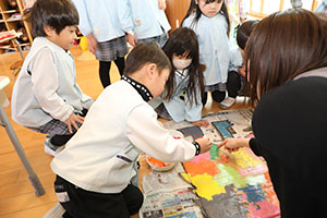 作品展かんばんの制作活動　　たんぽぽ