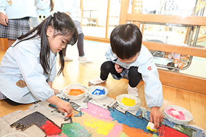 作品展かんばんの制作活動　　たんぽぽ