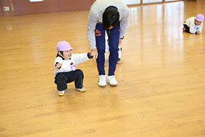 体操教室　ー跳び箱ー　すみれ