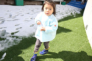 雪遊び楽しかったね　ひよこ・あひる