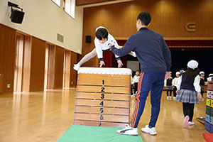体操教室　ー跳び箱ー　さくら