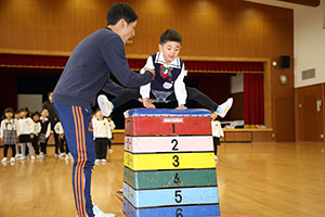 体操教室　ー跳び箱ー　たんぽぽ