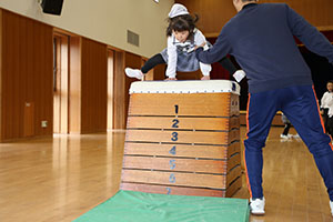 体操教室　ー跳び箱ー　たんぽぽ