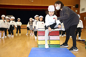 体操教室　ー跳び箱ー　たんぽぽ