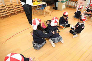 バレンタインチョコカードの交換　りす