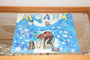 作品展の各クラスの個性あふれる作品　　　年中組