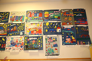 作品展の各クラスの個性あふれる作品　　　年長組