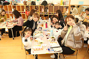 作品展　給食試食会 　　年中組　ー1日目ー