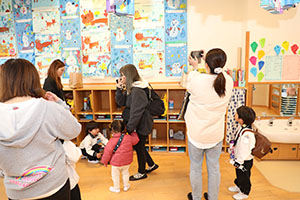 作品展が行われました 　年中組　ー1日目ー