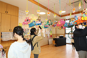 作品展が行われました 　年中組　ー1日目ー