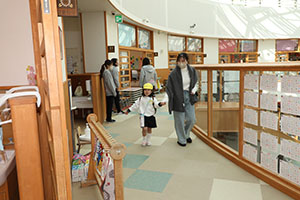作品展が行われました 　年中組　ー1日目ー