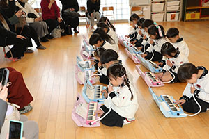 作品展が行われました 　年中組　ー1日目ー