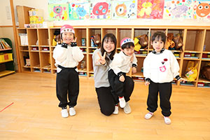 作品展が行われました 　年中組　ー1日目ー