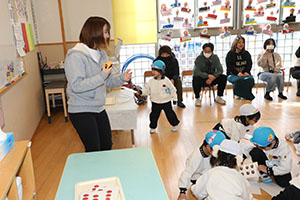 作品展が行われました 　年中組　ー2日目ー