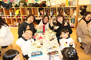 作品展　給食試食会 　　年中組　　ー2日目ー