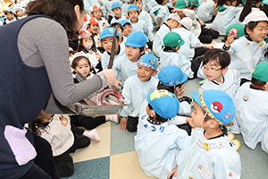 マグロ解体ショーが行われました！　NO．2