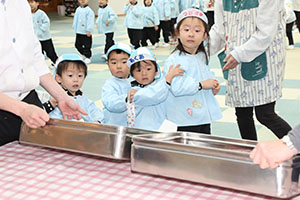 マグロ解体ショーが行われました！　NO．2