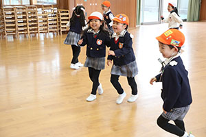 けいどろ楽しかったね　E