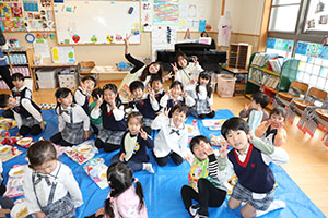 仲良くランチタイム　D・あひる