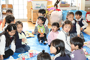 仲良くランチタイム　D・あひる