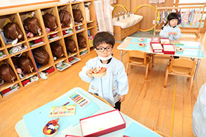 ケーキの制作　ことり