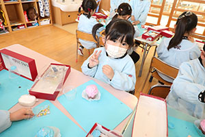 カップケーキの制作　さくら