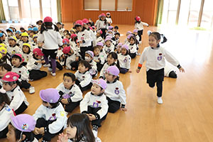 がんばりマンカード　表彰式　年中組