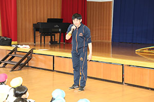 がんばりマンカード　表彰式　年中組