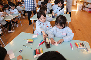 科学教室「色の不思議」　D・E