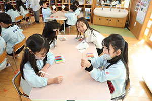 科学教室「色の不思議」　D・E