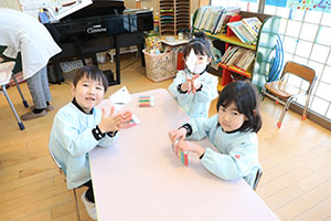 科学教室「色の不思議」　D・E