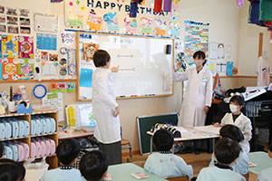 科学教室「色の不思議」　D・E