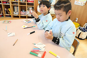 科学教室「色の不思議」　D・E