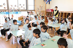 科学教室「色の不思議」　D・E