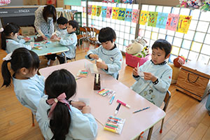 科学教室「色の不思議」　D・E