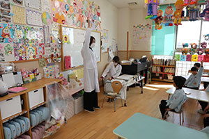 科学教室「色の不思議」　A・B・C