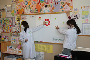 科学教室「色の不思議」　A・B・C
