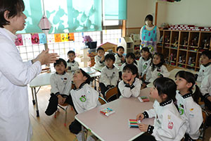 科学教室「色の不思議」　A・B・C