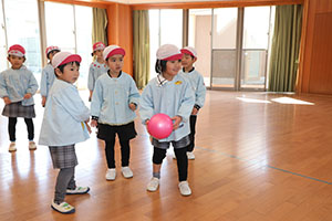 ドッジボール楽しかったね　ばら