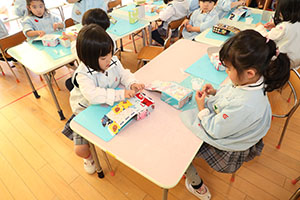 かばんの制作　ひまわり