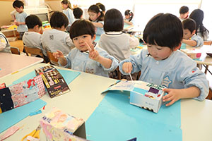 かばんの制作　ひまわり