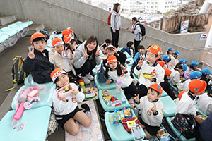 お別れ遠足で名古屋港水族館に行きました　年長組 NO.1