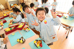 お弁当が出来上がりました　ひまわり