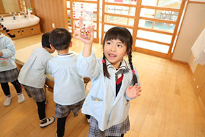 キラキラジュースの制作　ばら