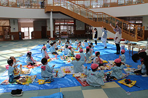 遠足ごっこ　ひよこ・あひる