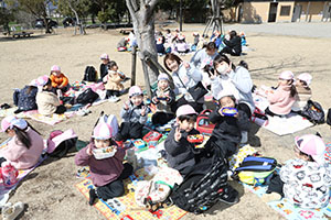 中部公園　遠足楽しかったね　　年少　NO.2