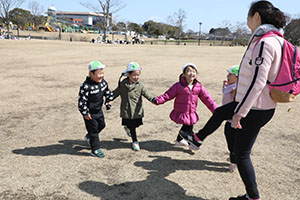 中部公園　遠足楽しかったね　　年少　NO.2